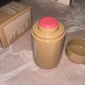 RHODE Pocket Blush Spring 2026 🌺 Teacup 🌺 raspberry pink